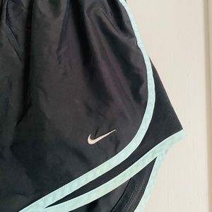 NIKE 3'' Running Shorts - WOMEN'S ATHLETIC SHORTS